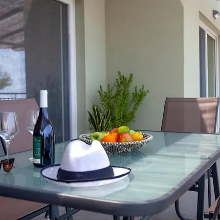 Willa Marina Kalamítsi