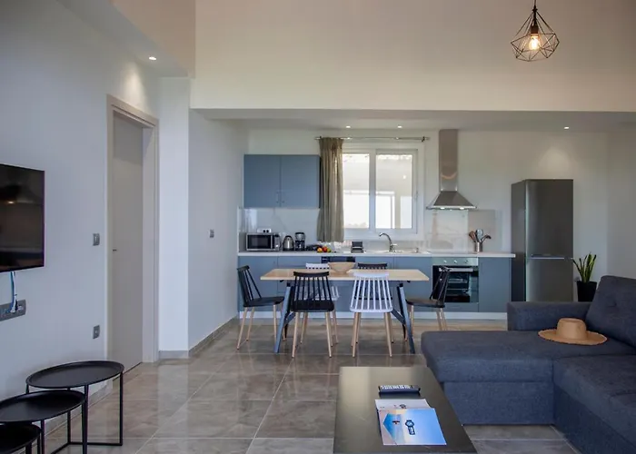 Marina Willa Kalamítsi